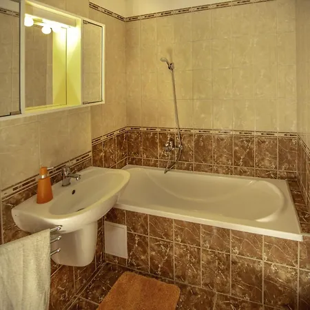 Diofa Apartment Balatonederics